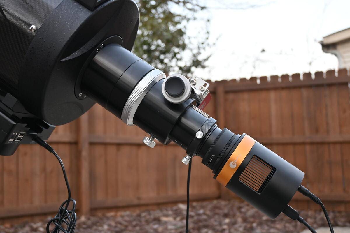 Camera connected to telescope