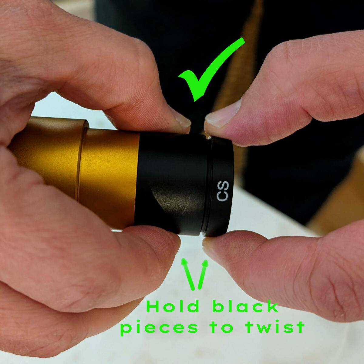Only twist the black pieces against each other